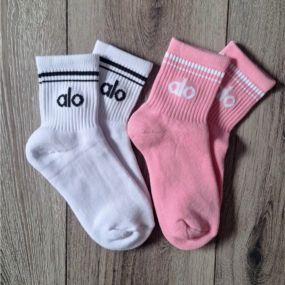 Alo Throwback socks 2 pairs brand new
